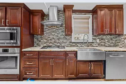 2933 Tulip Avenue, Baldwin, NY 11510 - Photo 10