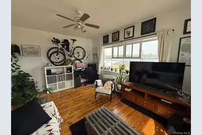 293 W Shore Road #1, Huntington, NY 11743 - Photo 6