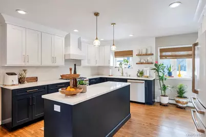 46 Walter Avenue, Hicksville, NY 11801 - Photo 6