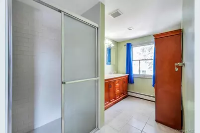 46 Walter Avenue, Hicksville, NY 11801 - Photo 16