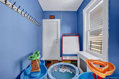 439 S 7th Avenue, Mount Vernon, NY 10550 - Photo 18