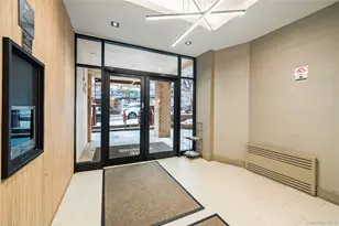 67-25 Clyde St, Forest Hills, NY 11375 - Photo 20