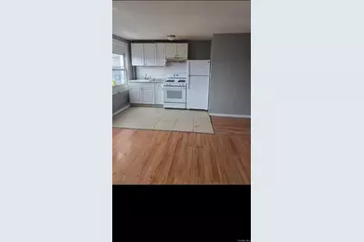 11-51 Welling Court, Astoria, NY 11102 - Photo 6