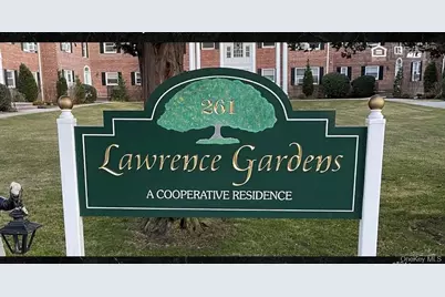 261 Central Avenue #A4, Lawrence, NY 11559 - Photo 1