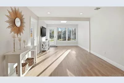 62 Knolls Drive, Stony Brook, NY 11790 - Photo 6