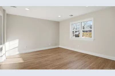 62 Knolls Drive, Stony Brook, NY 11790 - Photo 10