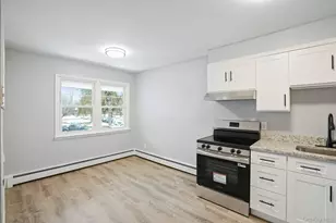 2710 South Rd, Poughkeepsie, NY 12601 - Photo 8