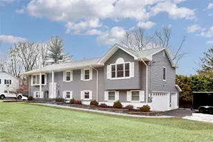 6 Hemlock Ln, Thiells, NY 10984 - Photo 2