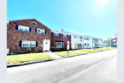27 Lexington Lane, New Windsor, NY 12553 - Photo 2