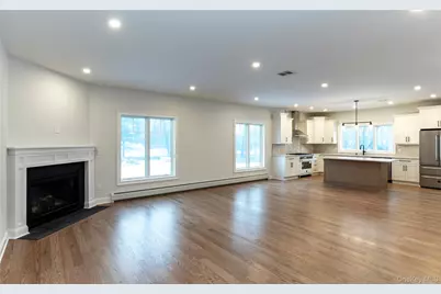 352 Holt Drive, Pearl River, NY 10965 - Photo 8