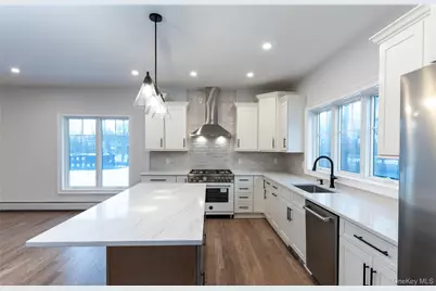 352 Holt Drive, Pearl River, NY 10965 - Photo 14