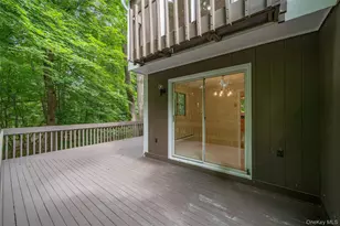 5 Grove Mews, Chappaqua, NY 10514 - Photo 10