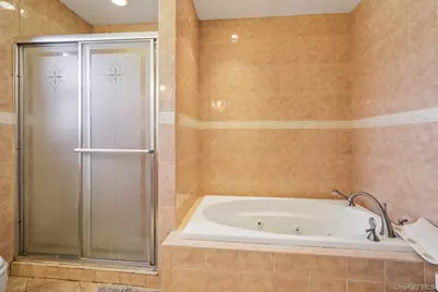 65 W Washington Avenue, Pearl River, NY 10965 - Photo 20