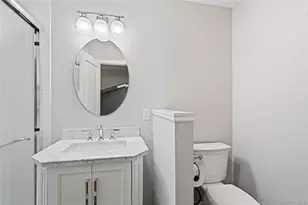 4 Monte Ln, Center Moriches, NY 11934 - Photo 20