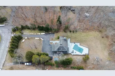 4 Monte Lane, Center Moriches, NY 11934 - Photo 28