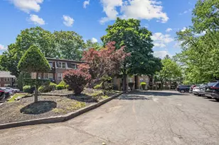 160 E Kearsing Pkwy, Monsey, NY 10952 - Photo 18