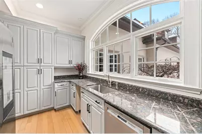 4 Cowdray Park Drive, Armonk, NY 10504 - Photo 12