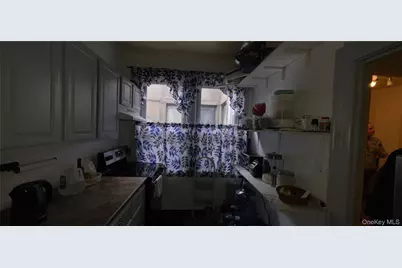 65-12 Myrtle Avenue, Glendale, NY 11385 - Photo 20