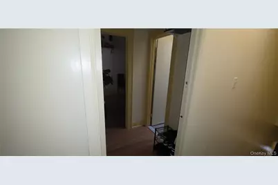 65-12 Myrtle Avenue, Glendale, NY 11385 - Photo 24