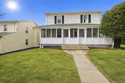 490 Carol Place, Pelham, NY 10803 - Photo 2