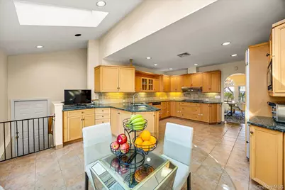 118 Baker Hill Road, Great Neck, NY 11023 - Photo 18