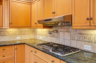 118 Baker Hill Rd, Great Neck, NY 11023 - Photo 20