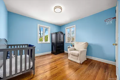 118 Baker Hill Road, Great Neck, NY 11023 - Photo 30