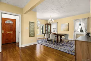 118 Baker Hill Rd, Great Neck, NY 11023 - Photo 12