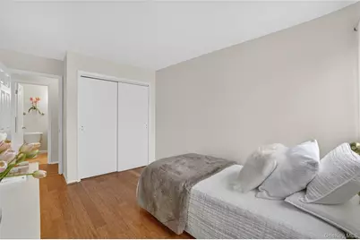 18 Granada Crescent #14, White Plains, NY 10603 - Photo 20