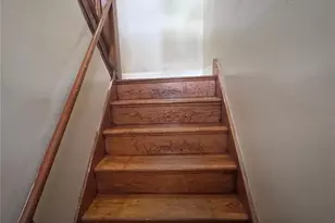 4 Gray St, Poughkeepsie, NY 12603 - Photo 4