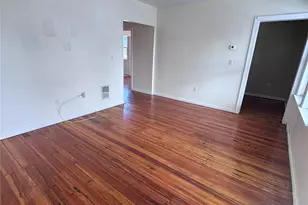 4 Gray St, Poughkeepsie, NY 12603 - Photo 10