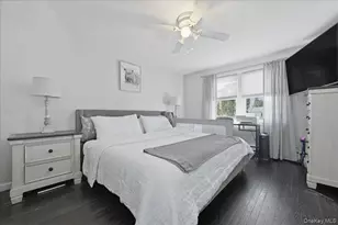 17 Hawthorne St, Massapequa, NY 11758 - Photo 24