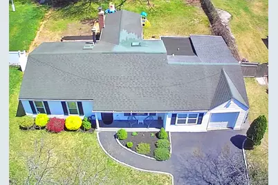 93 Burleigh Drive, Holbrook, NY 11741 - Photo 2