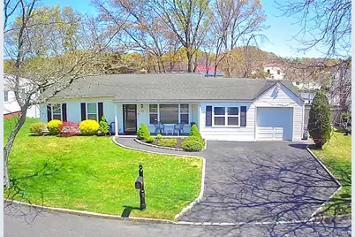 93 Burleigh Drive, Holbrook, NY 11741 - Photo 1