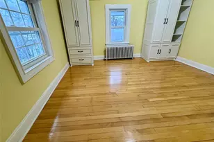 2 Ruth Ln, Glenwood Landing, NY 11547 - Photo 14