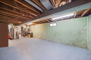 156 Gibbs Rd, Central Islip, NY 11722 - Photo 40