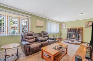 156 Gibbs Rd, Central Islip, NY 11722 - Photo 14