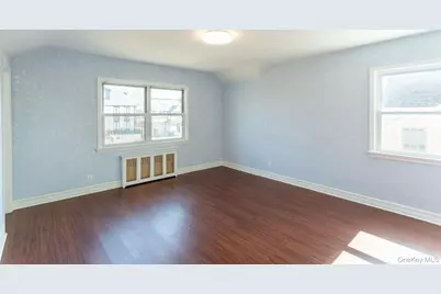 85-32 213th Street, Hollis, NY 11427 - Photo 18