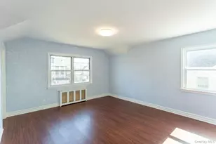 85-32 213th St, Hollis, NY 11427 - Photo 18