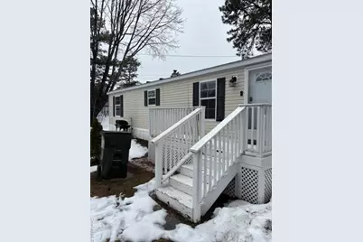 A9 Ash St, Riverhead, NY 11901 - Photo 2