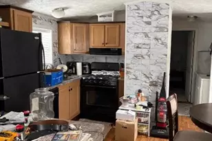 A9 Ash St, Riverhead, NY 11901 - Photo 4