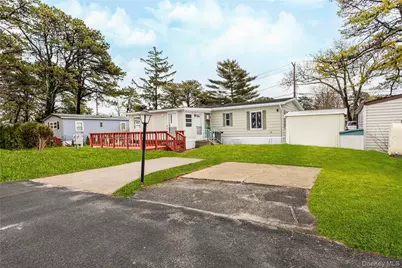 525 Riverleigh Avenue #P3, Riverhead, NY 11901 - Photo 22