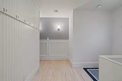 25 Cliff Road W, Wading River, NY 11792 - Photo 20