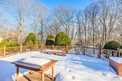 144 Landing Meadow Road, Smithtown, NY 11787 - Photo 36