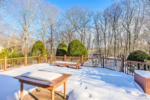 144 Landing Meadow Rd, Smithtown, NY 11787 - Photo 36