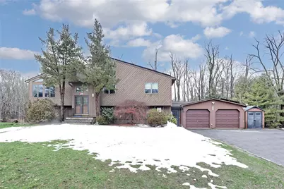 42 Cragmere Road, Airmont, NY 10901 - Photo 1