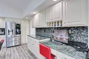 42 Cragmere Rd, Airmont, NY 10901 - Photo 12