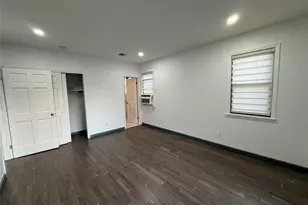 49-20 167th St, Fresh Meadows, NY 11365 - Photo 16