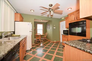 2016 Abbot Ave, Merrick, NY 11566 - Photo 14