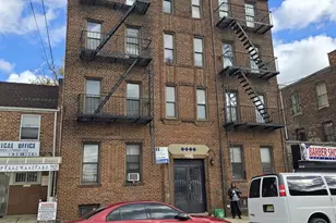 103-27 114th St, Richmond Hill, NY 11419 - Photo 1